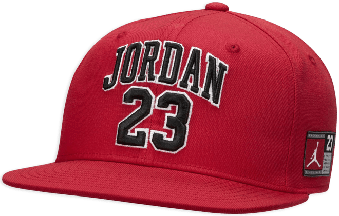 Gorra para niños talla grande Jordan Jersey Flat Brim Cap.