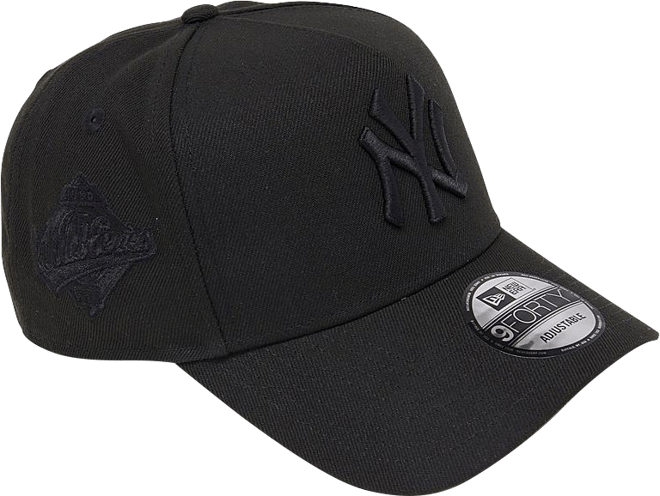 New Era New York Yankees MLB 9FORTY Black Snapback Hat | Finish Line