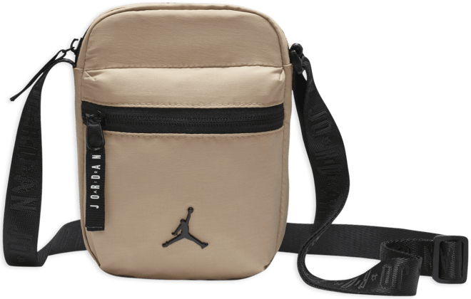 ジョーダン エアボーン フェスティバル　バッグ