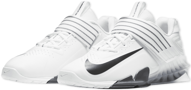 나이키 사발레오 역도화