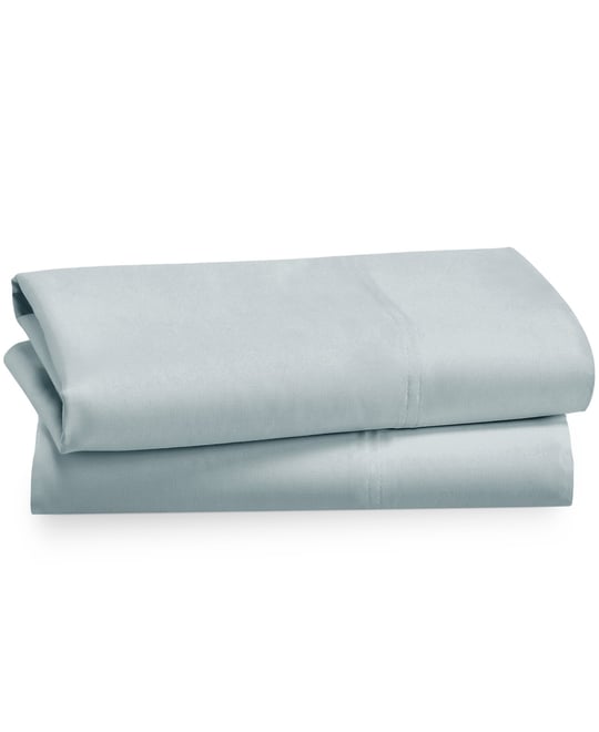 Luxuriously Soft Hotel Quality 600 Thread Count, 100% Cotton, Set of 2 Standard Pillow Cases, Crisp & Cool by 