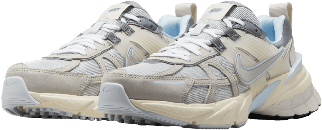 ナイキ V2K ラン シューズ