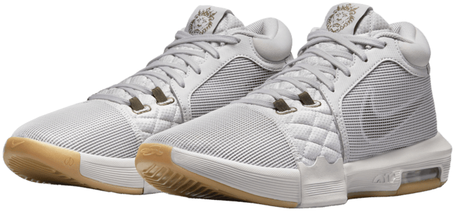LeBron Witness 8 Basketball Shoes