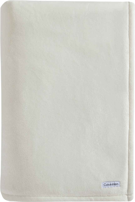 Core Plush Solid Blanket, Queen