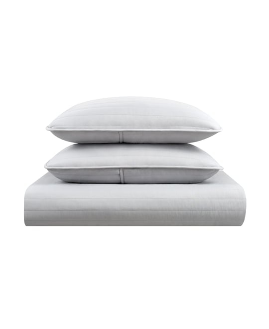 Host & Home Microfiber Quilt Set, Cozy Brushed Microfiber with Poly Fill, Sham(s) Included, 4 Popular Decor Color Choices, Full/Queen