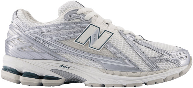 New Balance 1906r trainers in white & silver