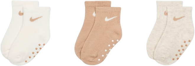 Nike Calcetines hasta el tobillo Swoosh con agarre para bebé (3 pares)