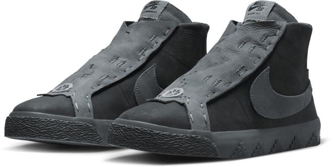 Nike Zoom Blazer Mid Skate Shoes