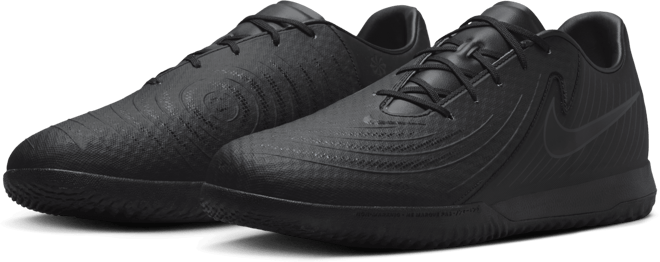 Nike Phantom GX 2 Academy Indoor/Court Low-Top Soccer Shoes
