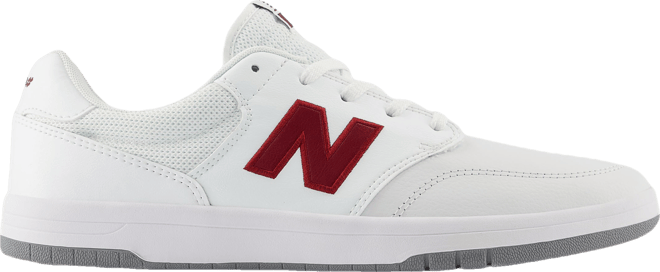 NB Numeric 425 New Balance