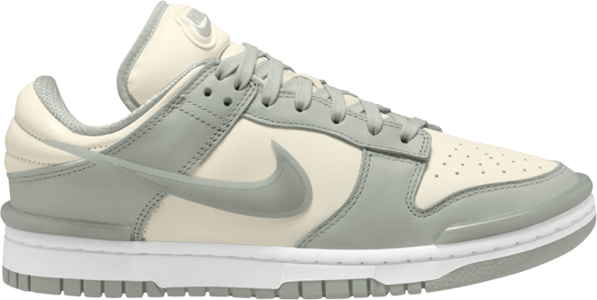 NIKE ナイキ　ダンクロー　DUNK LOW ツイスト 26センチ 8/5発売｜Nike WMNS Dunk Low Twist 