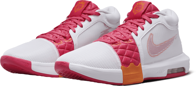 LeBron Witness 8 Basketballschuh