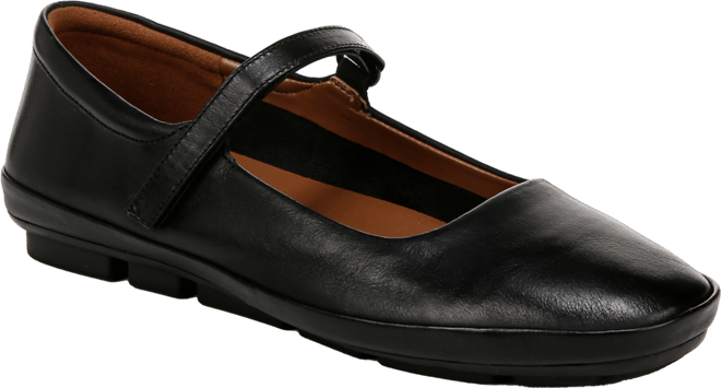Women's Behold Round Toe Mary Jane Flats