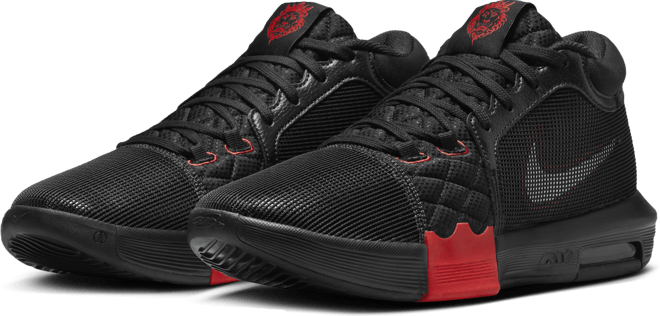 LeBron Witness 8 Basketball Shoes