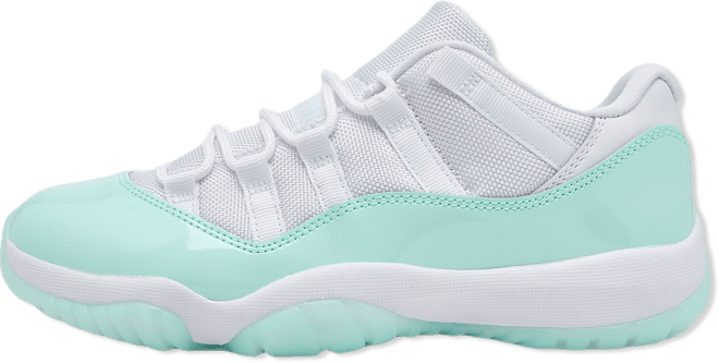 シューズ(女性用) AIR JORDAN 11 RETRO LOW BG Women's Air Jordan Retro 11 Low Basketball Shoes | Finish Line