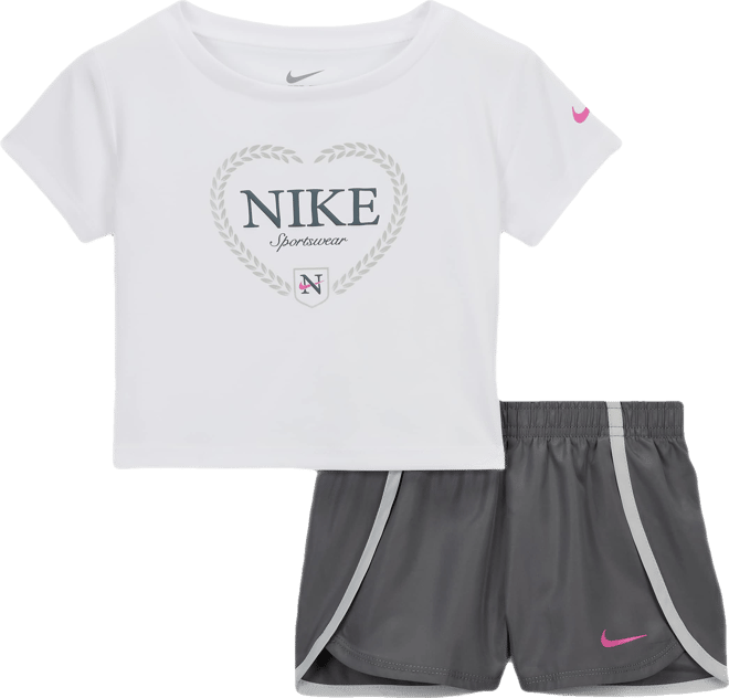 Nike Dri-FIT Game, Swoosh, Match! Baby 2-Piece Solid Set