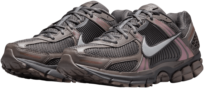 Nike Zoom Vomero 5 Men's Shoes