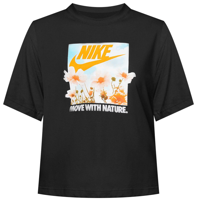 Nike Sportswear Older Kids' (Girls') T-Shirt