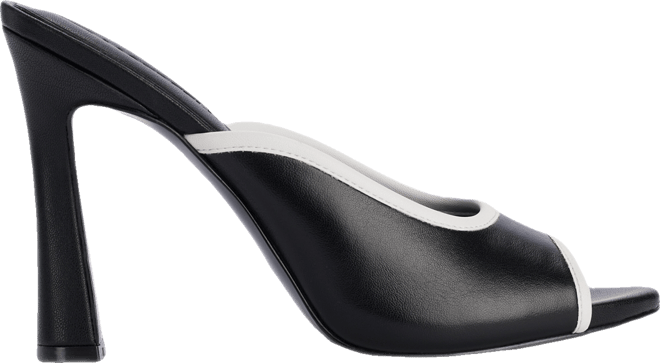 Women's Chatura Pumps