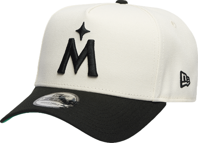 New Era Twins 9FORTY Adjustable Cap | Champs Sports