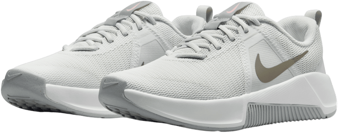 Nike MC Trainer 3 Tenis de entrenamiento para mujer