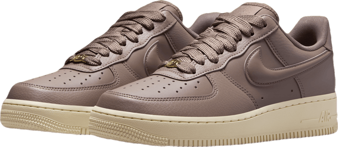 Nike Air Force 1 '07 รองเท้าผู้หญิง