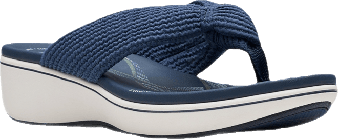 (取寄) クラークス レディース ブリーズ ラエ エリン Clarks women Breeze Rae Erin Navy Textile Clarks Cloudsteppers Breeze Rae Erin Slip-On Flat Sandals - Macy's