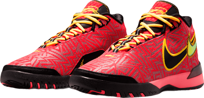 LeBron NXXT Genisus Basketball Shoes