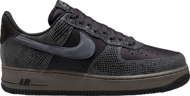 Nike Air Force 1 '07 LV8 EMB | Foot Locker
