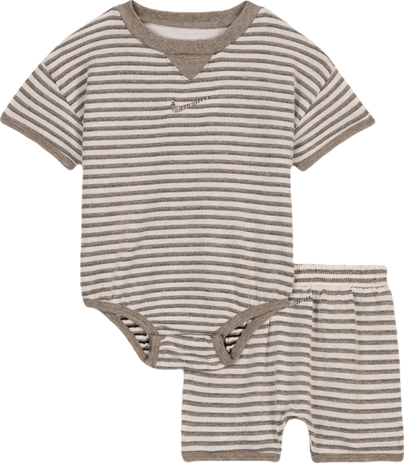 Nike ReadySet Baby (0-9M) Bodysuit and Shorts Set