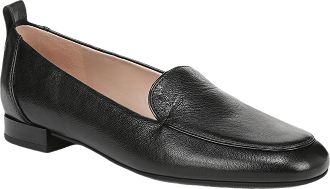 Women's Jordyn Closed Round Toe Loafers