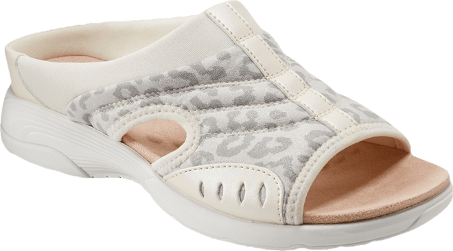 Women's Traciee Lightweight Flat Easy-On Sandals