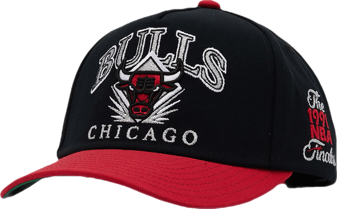 Mitchell & Ness NBA Chicago Bulls Pro Pinch Snapback Hat – DTLR