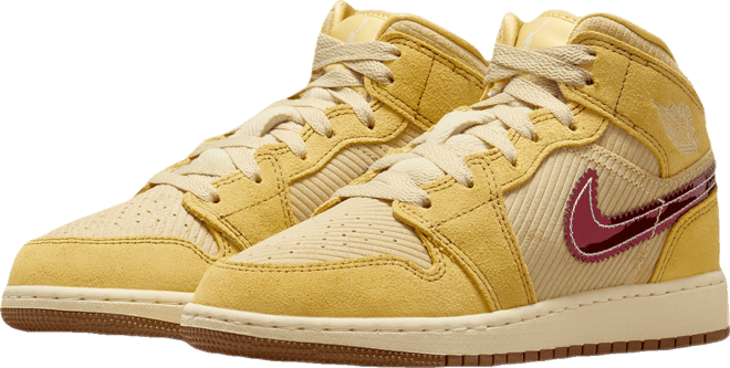Air Jordan 1 Mid SE Big Kids' Shoes