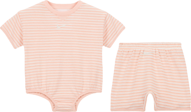 Nike ReadySet Conjunto de body y shorts para bebé (12 a 24 meses)