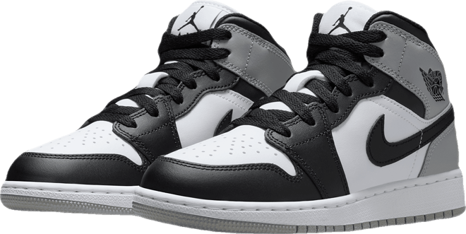 Air Jordan 1 Mid Big Kids' Shoes