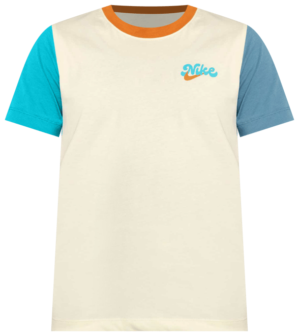 Nike Sportswear Older Kids' T-Shirt