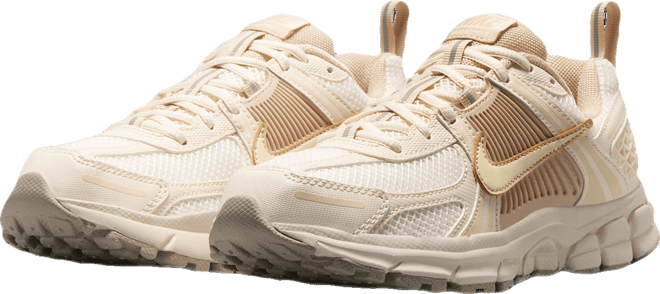 Nike Vomero 5 Older Kids' Shoes with Reflective Design Accents