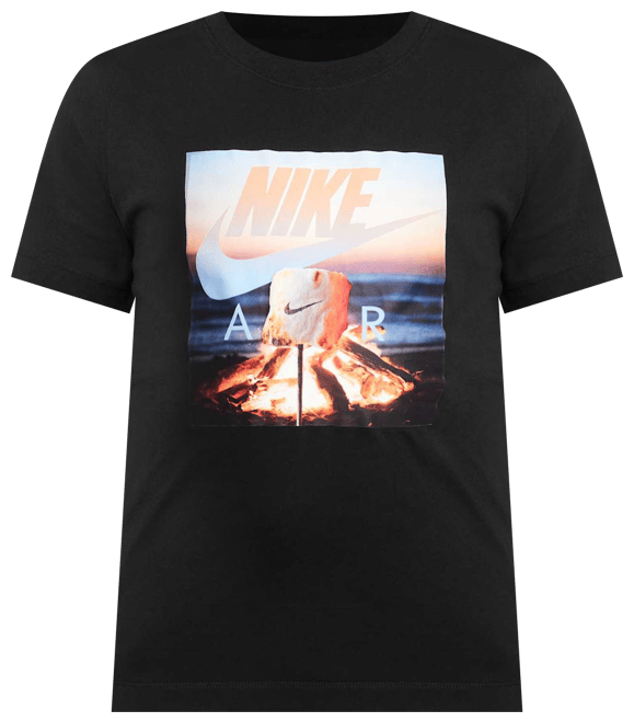 Nike Sportswear Older Kids' T-Shirt