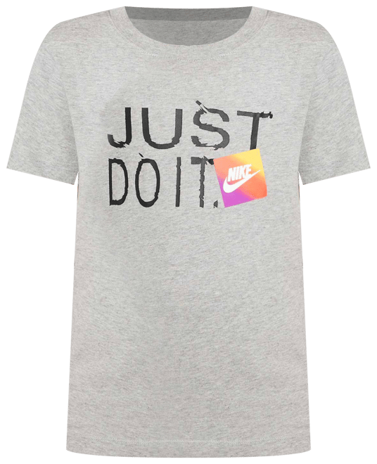Nike Sportswear Older Kids' T-Shirt
