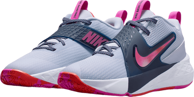 Nike Team Hustle D 12 Big Kids' Basketball Shoes