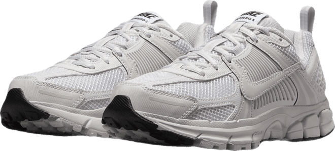 Nike Vomero 5 Older Kids' Shoes with Reflective Design Accents