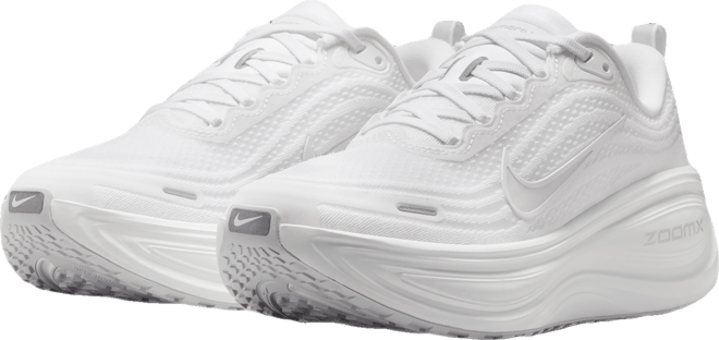 Nike Vomero Plus Tenis de correr en pavimento para mujer