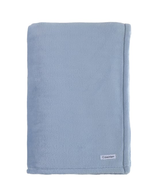 Core Plush Solid Blanket, Queen