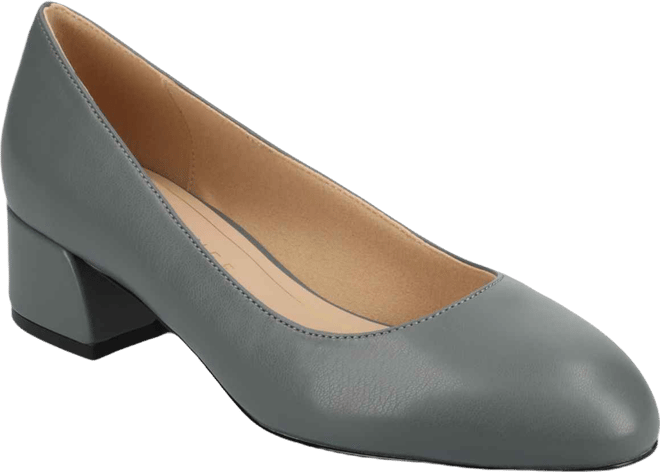 Women's Saarii Round Toe Block Heel Pumps