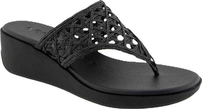 Women's Ivie Round Toe Wedge Sandals