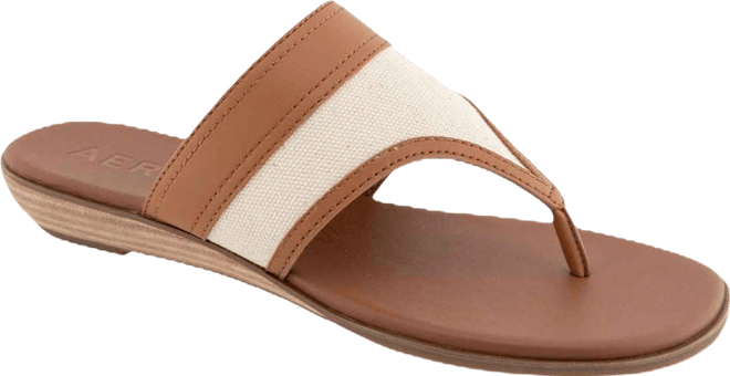 Women's Gesa Round Toe Thong Sandals