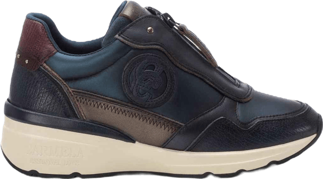 Carmela Collection Women's Leather Casual Sneakers By 