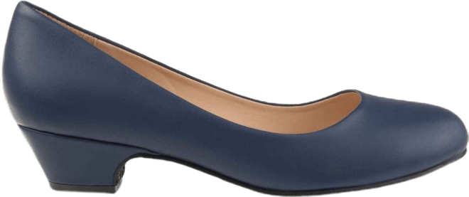 Women's Saar Round Toe Kitten Heel Pumps