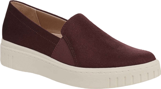 Women's Grandeur Round Toe Slip Ons